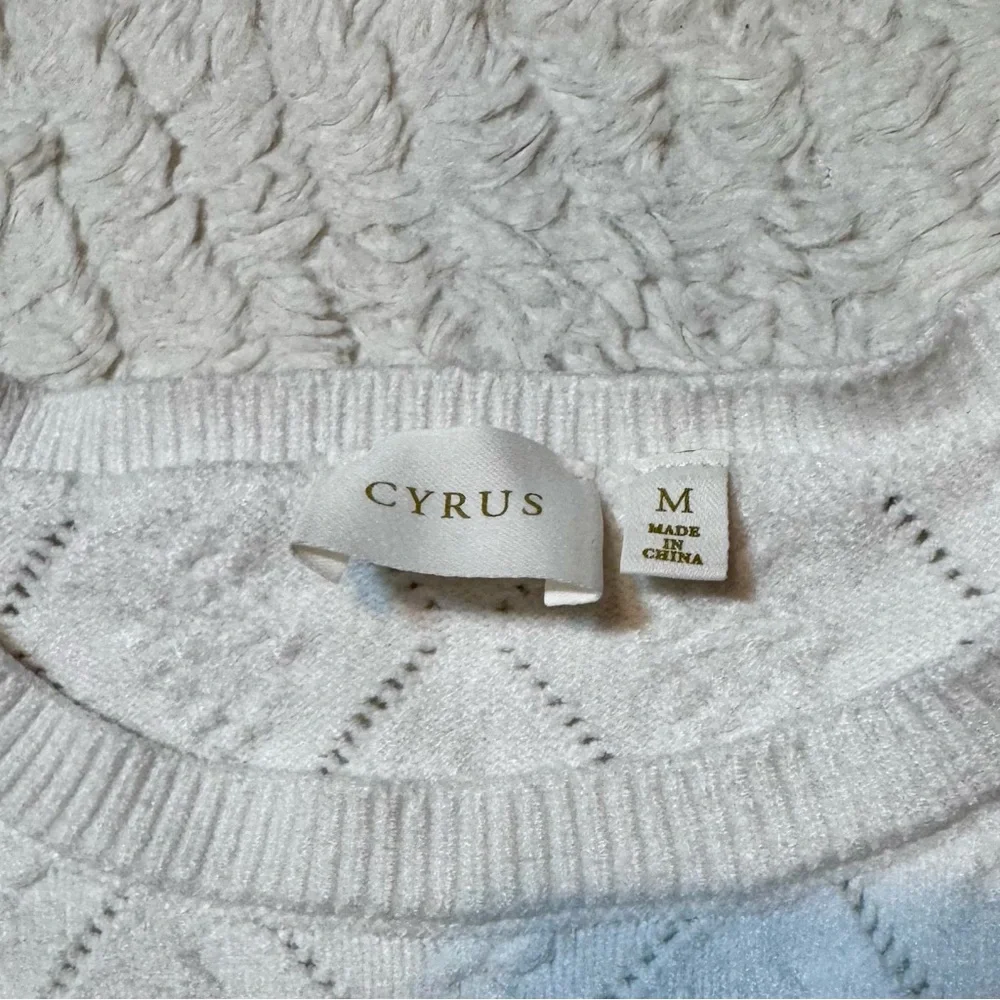 White Short Sleeve Pointelle Knit Sweater| Puff Sleeves Medium cottagecore - Picture 5 of 5